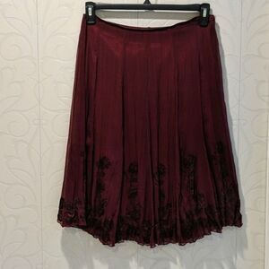 Tahari Women's Burgundy 100% Silk Skirt with Embroidery Size M